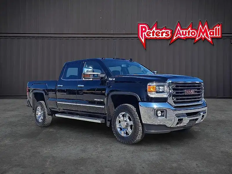 2019 GMC Sierra 4WD Crew Cab Standard Box SLT's photo