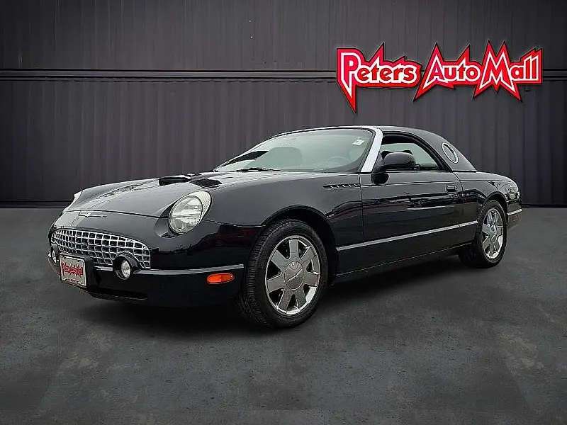 2002 Ford Thunderbird Deluxe photo 3