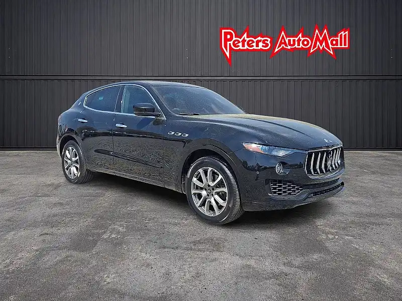 2021 Maserati Levante Base's photo