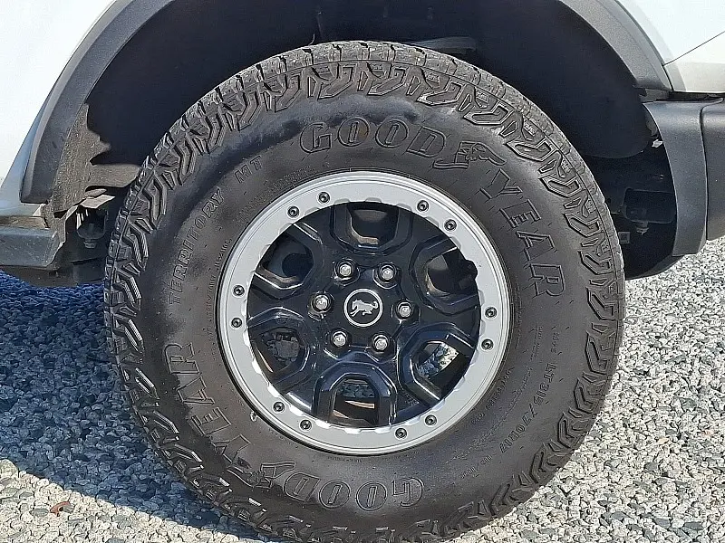 2023 Ford Bronco Badlands 4WD photo 5