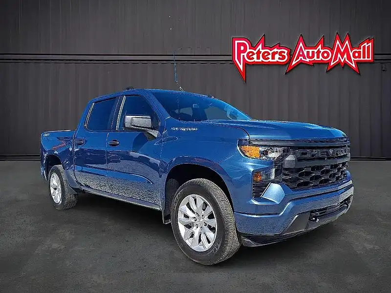 2024 Chevrolet Silverado 1500 Custom 4X4 Crew Cab Short Box's photo