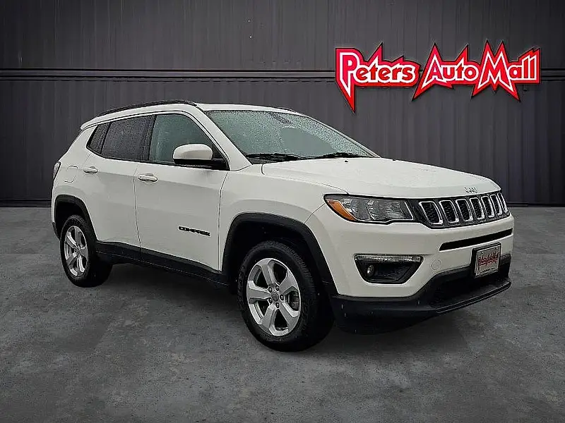 2021 Jeep Compass Latitude 4X4 photo 1