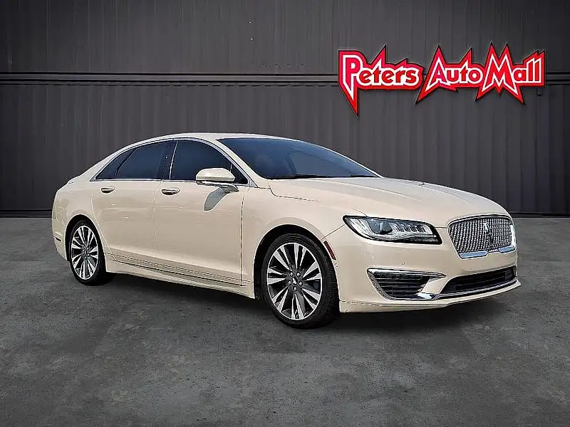 2018 Lincoln MKZ Reserve AWD's photo