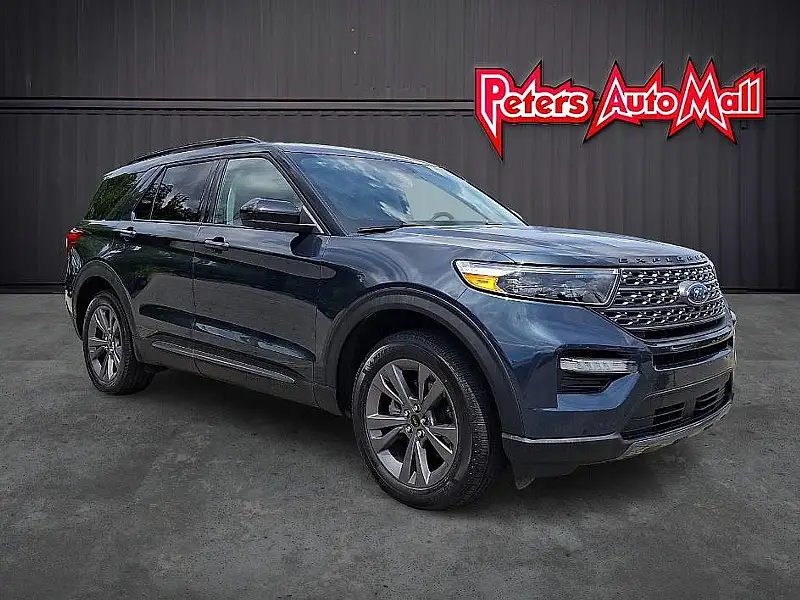 2024 Ford Explorer XLT 4WD photo 1