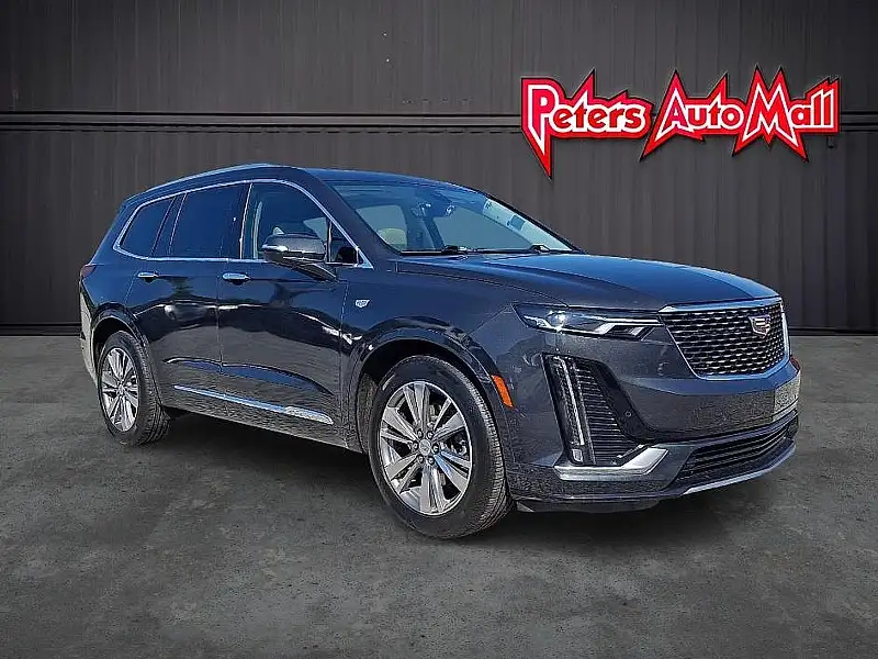 2022 Cadillac XT6 Premium Luxury Auto's photo