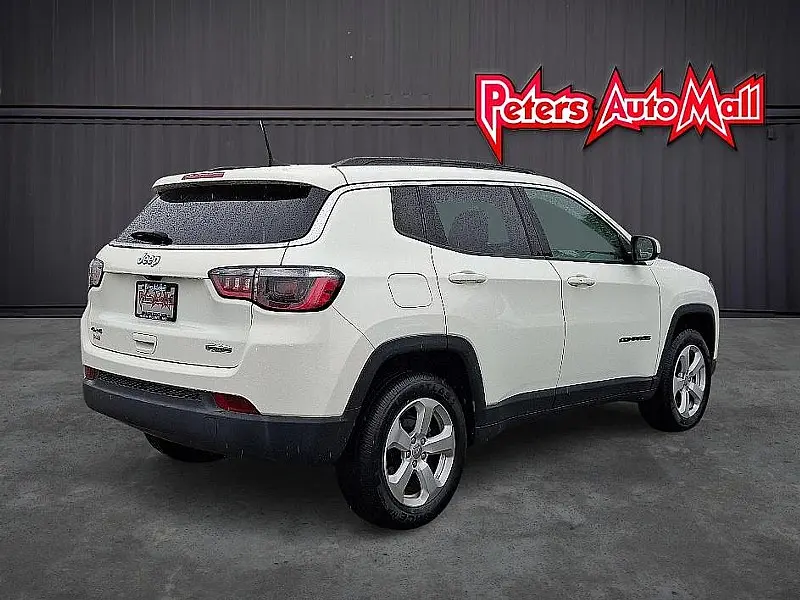 2021 Jeep Compass Latitude 4X4 photo 4