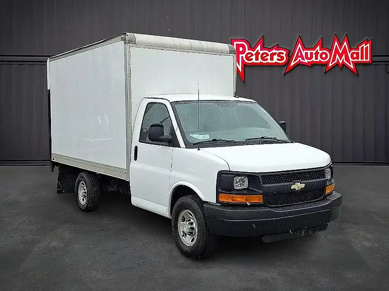 2015 Chevrolet Express 3500 139" WB's photo