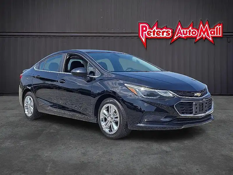 2017 Chevrolet Cruze LT Auto's photo