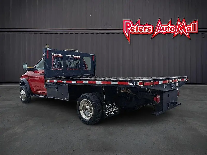 2018 RAM 5500 undefined photo 3