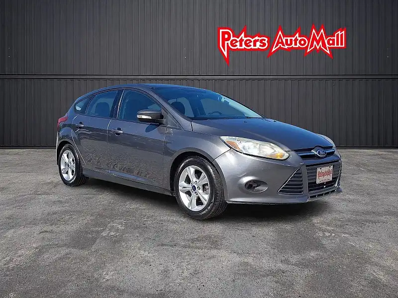 2014 Ford Focus SE Hatchback 5-Door's photo
