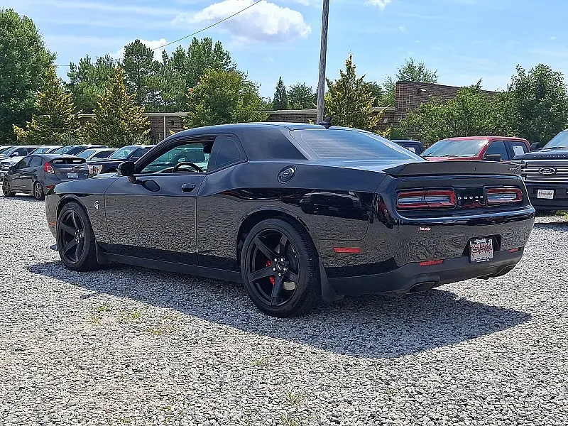 2021 Dodge Challenger SRT Hellcat photo 3