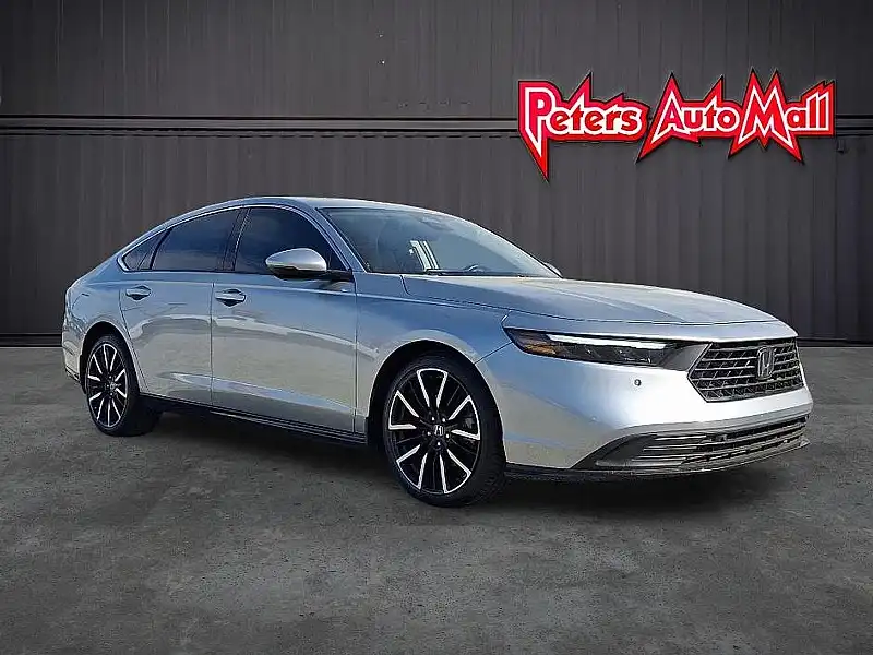 2024 Honda Accord Hybrid Touring's photo