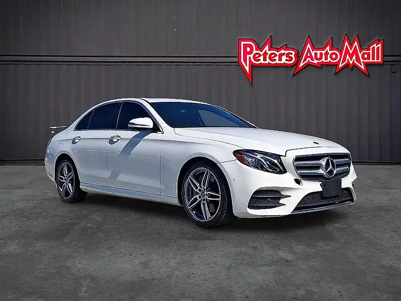 2019 Mercedes-Benz E-Class E300's photo