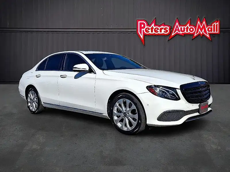 2019 Mercedes-Benz E-Class E300 4MATIC's photo