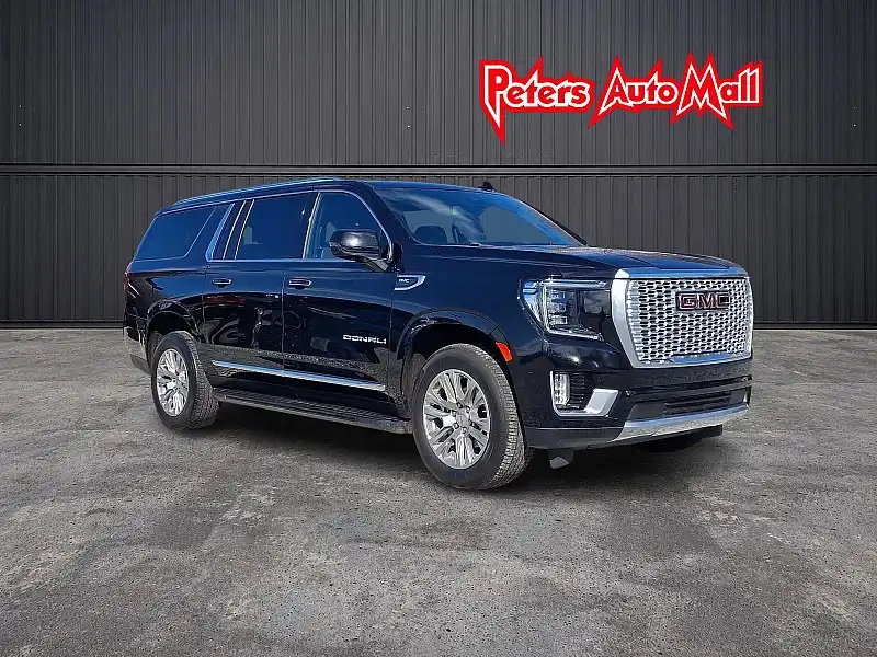 2023 GMC Yukon Denali 2WD's photo