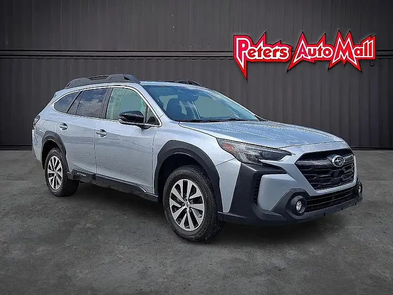 2024 Subaru Outback Premium's photo