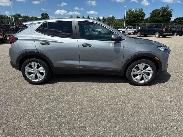 2024 Buick Encore GX Preferred photo 5
