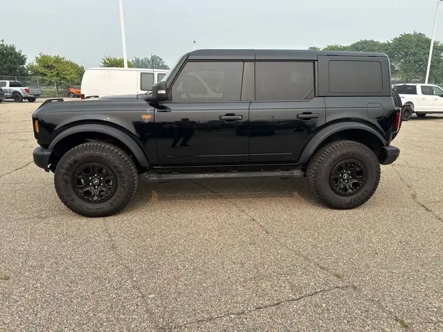 2025 Ford Bronco Badlands 4x4 photo 5