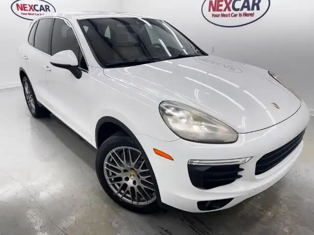 2016 Porsche Cayenne Tiptronic's photo