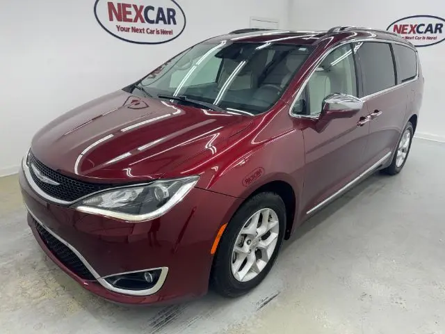 2020 Chrysler Pacifica Limited photo 3