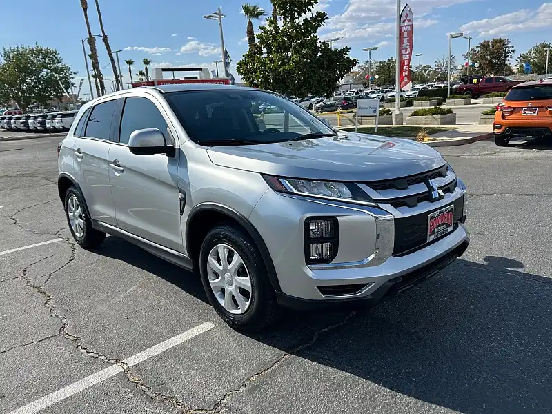 2027 Mitsubishi Outlander Sport 2.0 S AWC CVT's photo