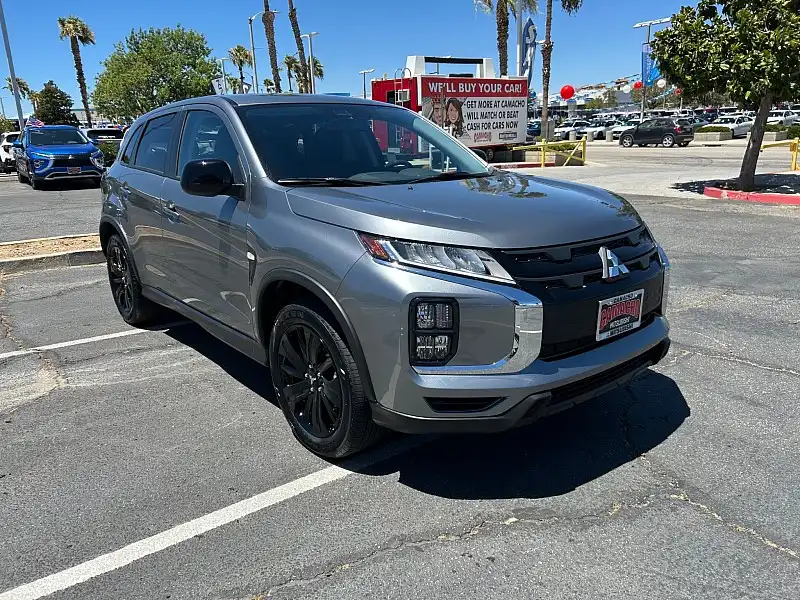 2027 Mitsubishi Outlander Sport 2.0 LE AWC CVT's photo