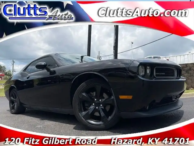 2014 Dodge Challenger SXT Plus photo 1