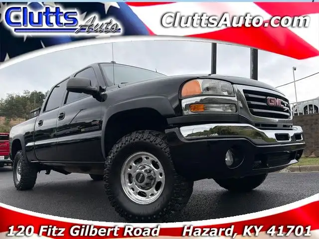 2004 GMC Sierra SLT 4WD Crew Cab SWB's photo