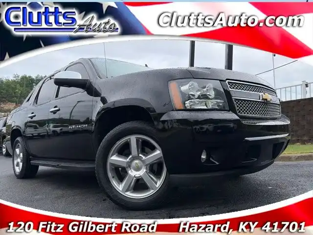 2013 Chevrolet Avalanche 4WD Avalanche LTZ's photo