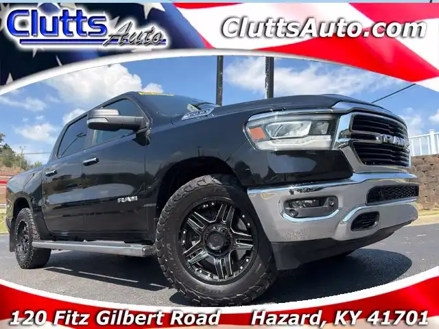 2020 RAM 1500 Big Horn/Lone Star 4WD Crew Cab 5'7's photo