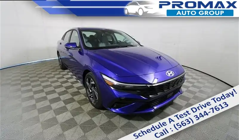 2025 Hyundai Elantra 2.0 Limited IVT's photo