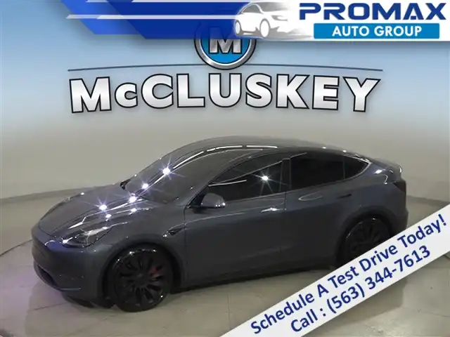2022 Tesla Model Y Performance Dual Motor All-Wheel Drive's photo