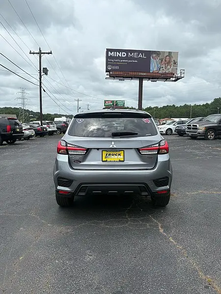 2024 Mitsubishi Outlander Sport 2.0 LE AWC CVT photo 5