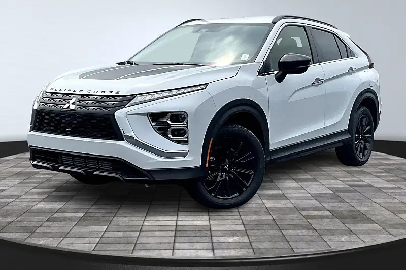 2024 Mitsubishi Eclipse Cross Black Edition S-AWC's photo
