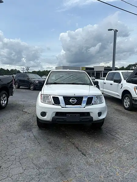 2017 Nissan Frontier 2.5 SV King Cab 4X2 AT's photo