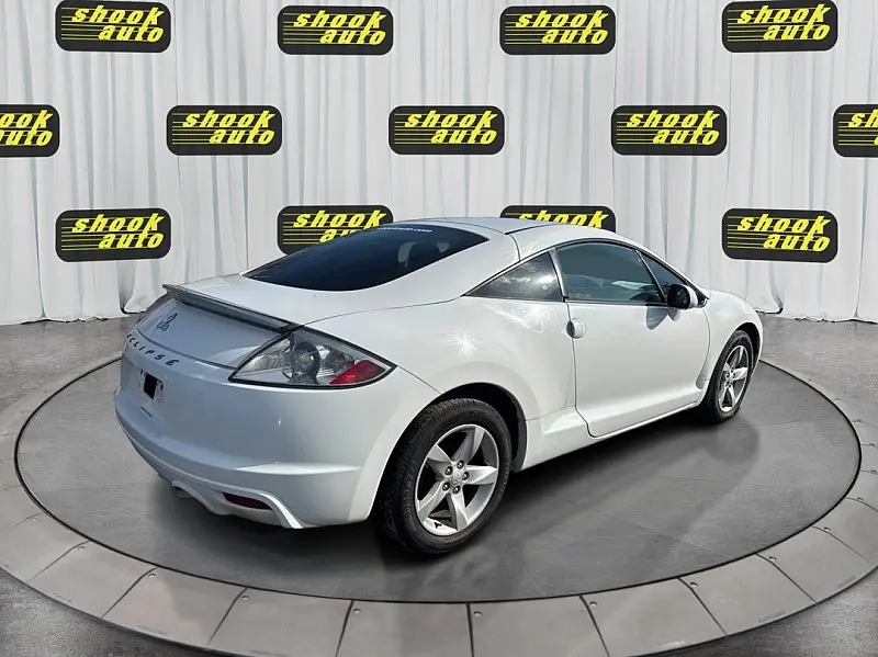 2009 Mitsubishi Eclipse 2.4 Auto GS photo 5