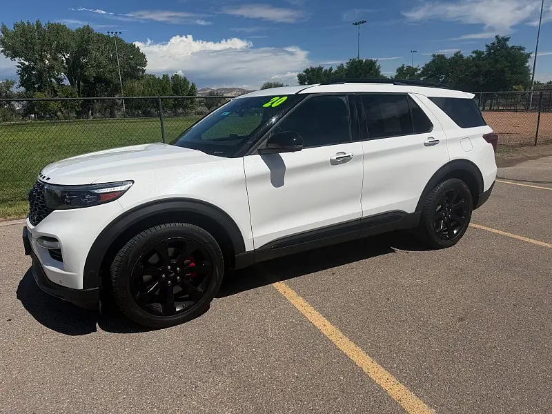 2020 Ford Explorer ST 4WD photo 4