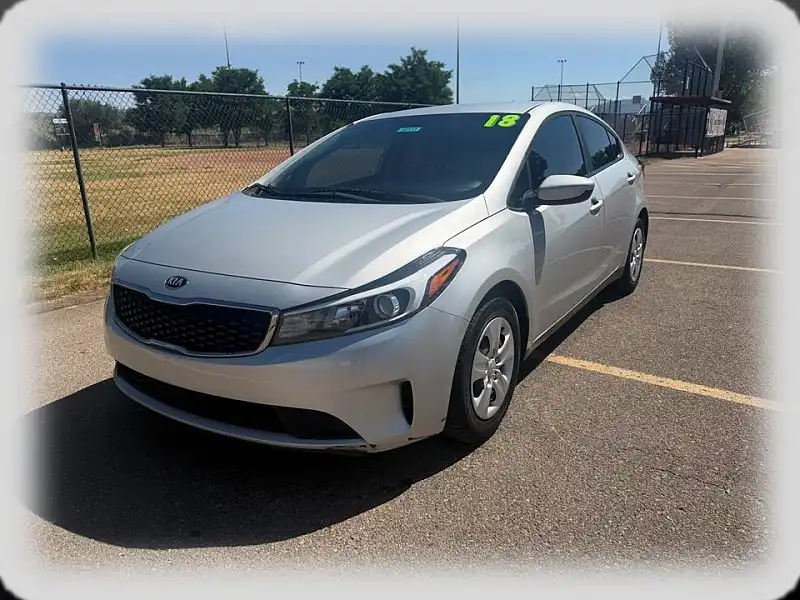 2018 Kia Forte LX's photo