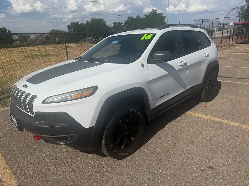 2016 Jeep Cherokee Trailhawk 4X4 photo 3