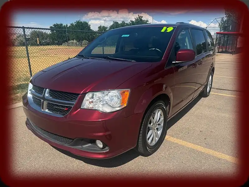 2019 Dodge Grand Caravan SXT's photo