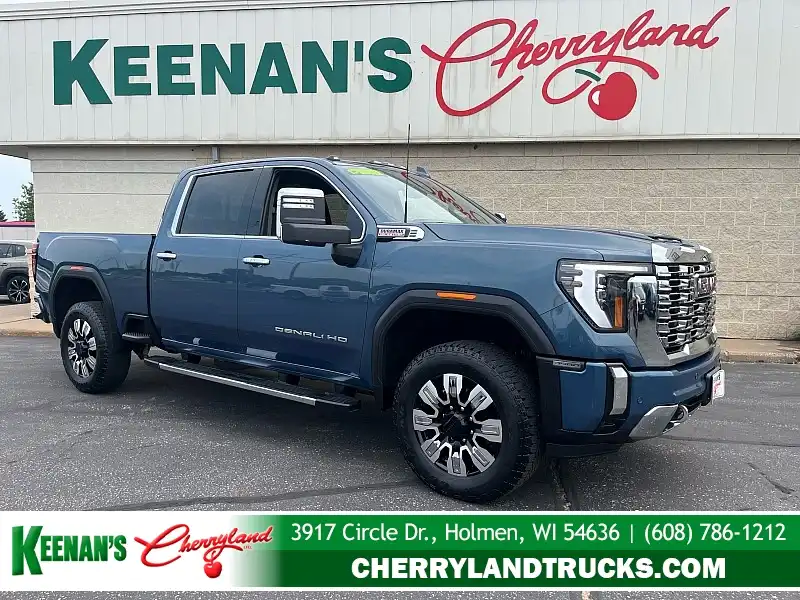 2025 GMC Sierra Denali 4WD Crew Cab Standard Box SRW's photo