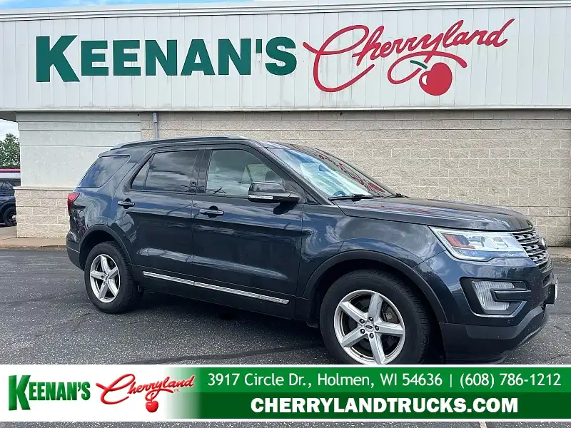 2017 Ford Explorer XLT 4WD's photo