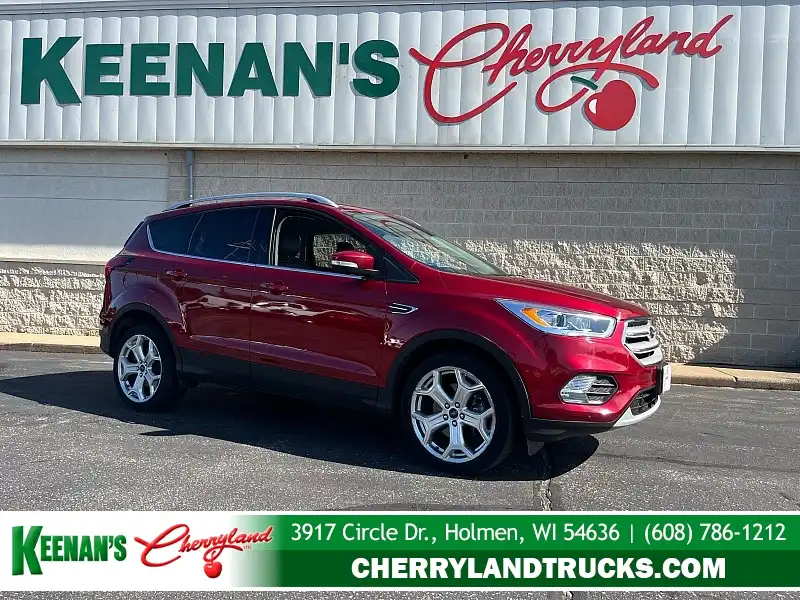 2019 Ford Escape Titanium 4WD's photo