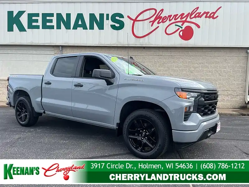 2024 Chevrolet Silverado 1500 Custom 4WD Crew Cab Short Box's photo