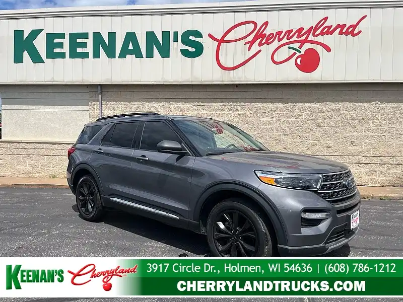 2022 Ford Explorer XLT 4WD's photo