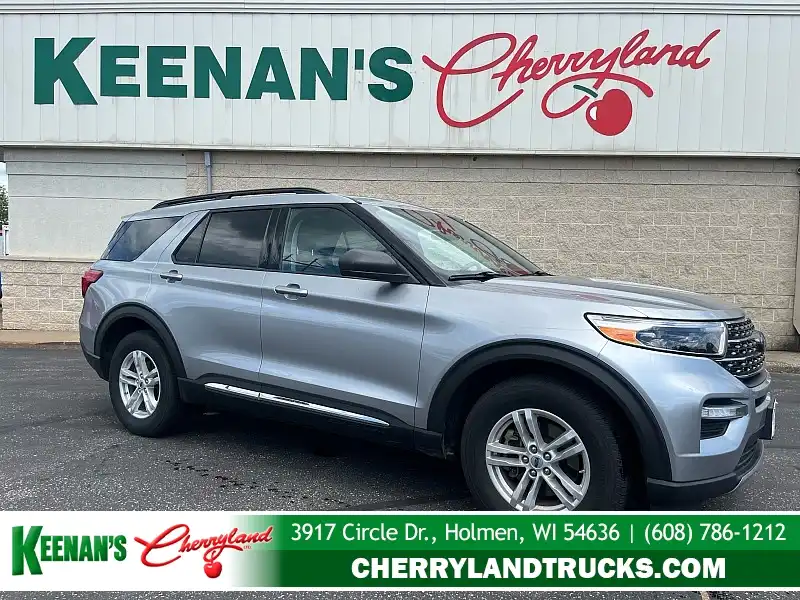2021 Ford Explorer XLT 4WD's photo