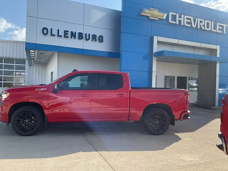 2023 Chevrolet Silverado 1500 RST 4WD Crew Cab Short Box's photo