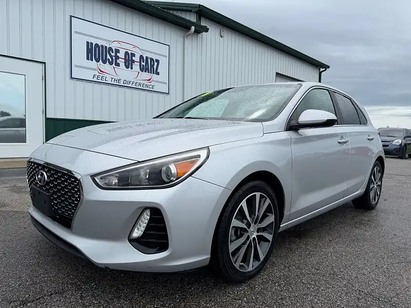 2018 Hyundai Elantra GT GT Auto's photo