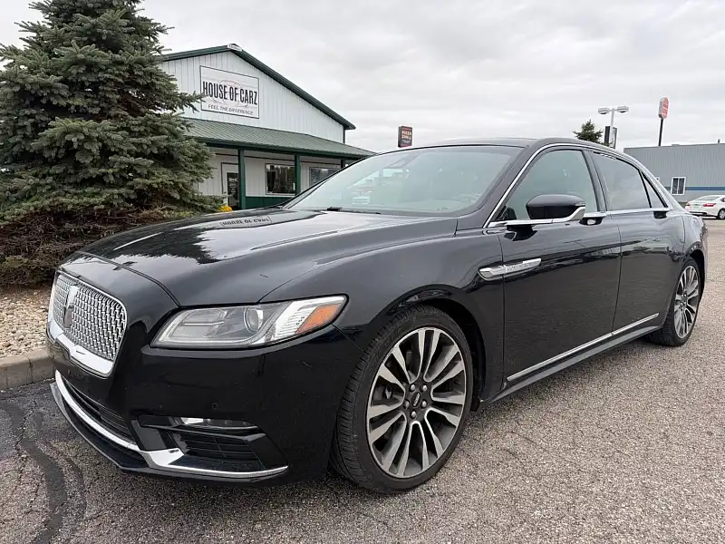 2019 Lincoln Continental Select AWD's photo
