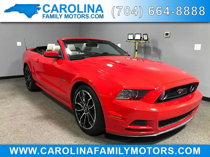 2013 Ford Mustang Premium GT's photo